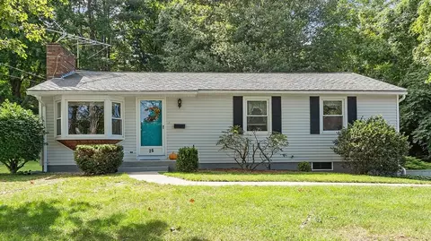 26 Burnett St, Auburn, MA 01501