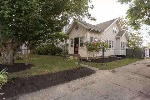 29 Oval Rd, Quincy, MA 02170