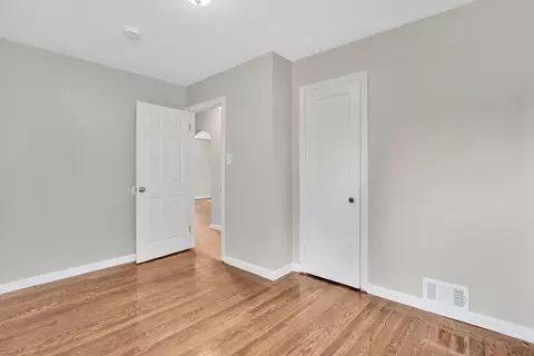 55 Pheland St, Springfield, MA 01109 photo 15