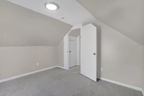 55 Pheland St, Springfield, MA 01109 photo 19