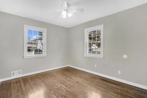55 Pheland St, Springfield, MA 01109 photo 16