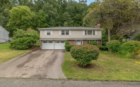 25 Lanewood Ave, Framingham, MA 01701