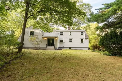 46 Middle St, Lexington, MA 02421 photo 4