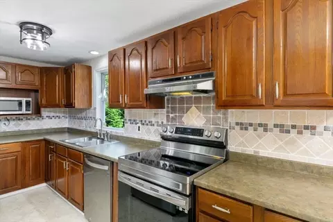 Kitchen - 7 Jade St, Methuen, MA 01844 photo 1 of 3