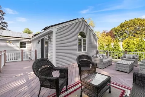 Exterior - 7 Jade St, Methuen, MA 01844 photo 8 of 12