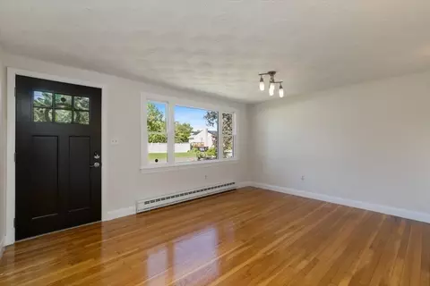 Living - 7 Jade St, Methuen, MA 01844 photo 1 of 5