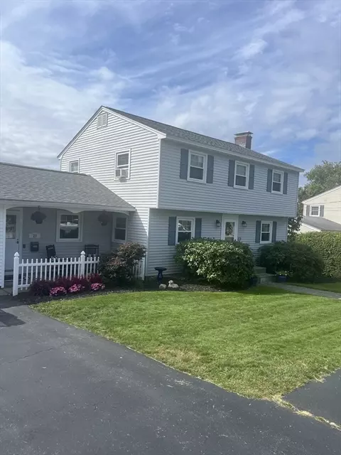 23 Elnora Dr, Worcester, MA 01606