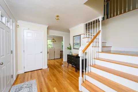 34 New Bridge St, Hingham, MA 02043 photo 4