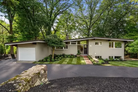 47 Nancy Rd, Newton, MA 02467