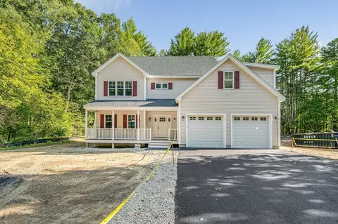 17 Norris Rd, Tyngsborough, MA 01879