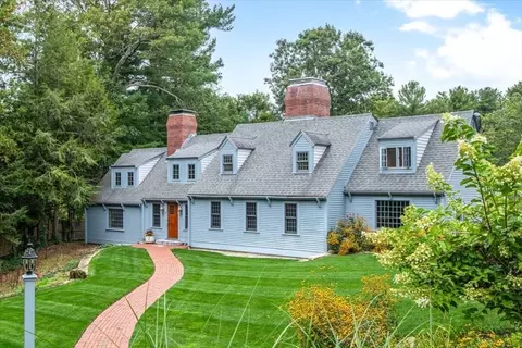 2 Diamond, Norfolk, MA 02056