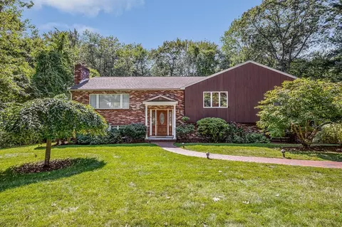 66 Colburn Rd, Reading, MA 01867