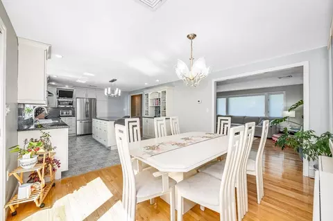 66 Colburn Rd, Reading, MA 01867 photo 9