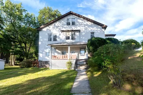 7 W Hampton St, Worcester, MA 01610