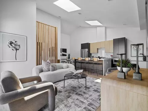 22 High St #PH13, Boston, MA 02122