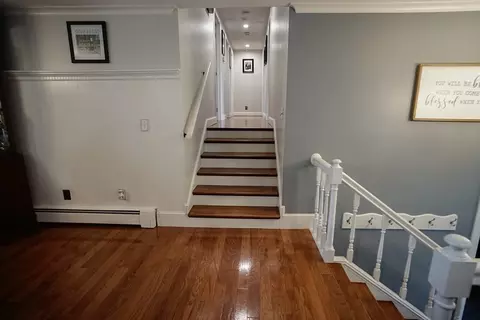 Entry Way - 63 Wing Rd, Acushnet, MA 02743 photo 2 of 3