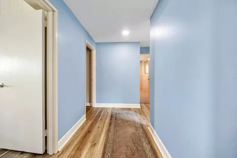 Entry Way - 4 Richard Rd, Hingham, MA 02043 photo 2 of 2