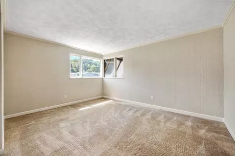 Bedroom - 4 Richard Rd, Hingham, MA 02043 photo 5 of 5