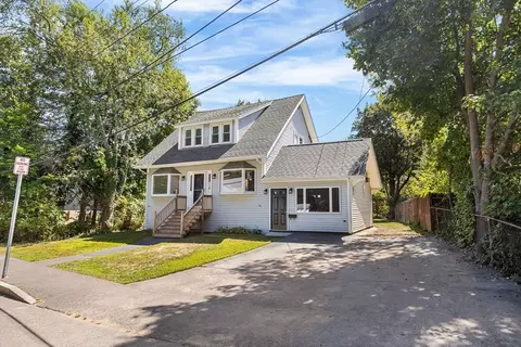 Exterior - 36 Brookside Rd, Braintree, MA 02184 photo 2 of 4