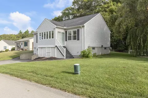 97 Eagle Dr #97, Douglas, MA 01516 photo 2