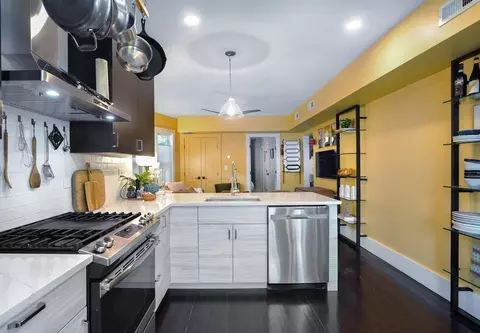 27 Armandine St #1, Boston, MA 02124