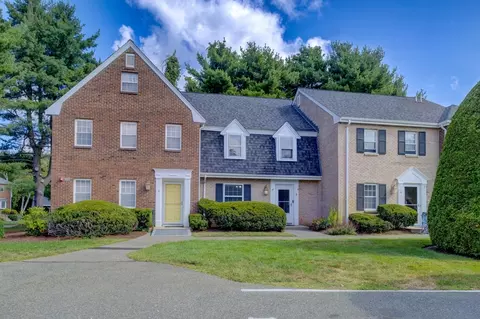 8 Patricia Dr #8, Stoughton, MA 02072