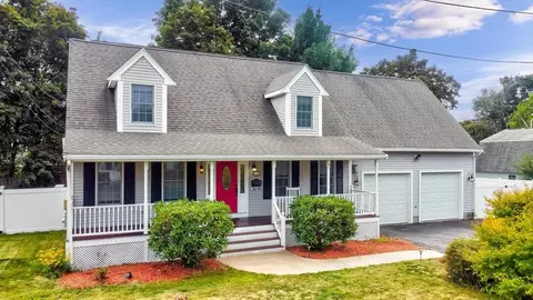 19 Quimby Ave, Woburn, MA 01801