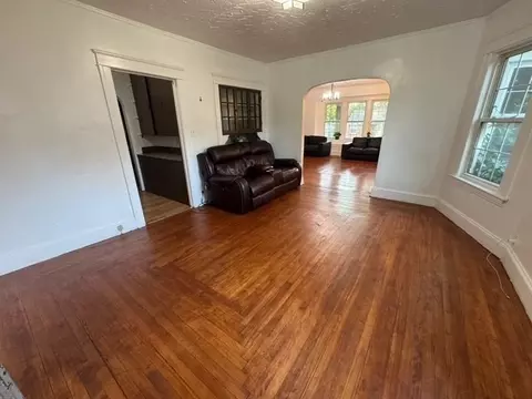 91 Standish St, Worcester, MA 01604 photo 6