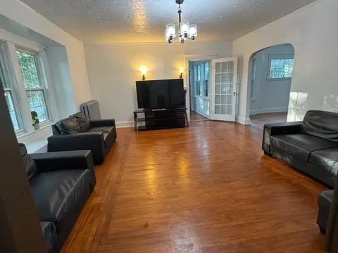 91 Standish St, Worcester, MA 01604 photo 3