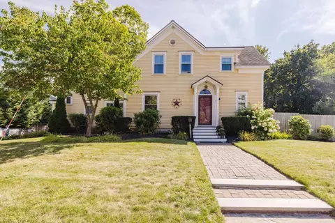 99 Pleasant St, Mansfield, MA 02048