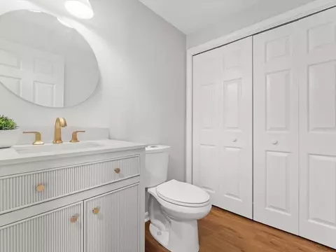 Bath - 24 Coldspring Dr #B, Sutton, MA 01590 photo 1 of 3
