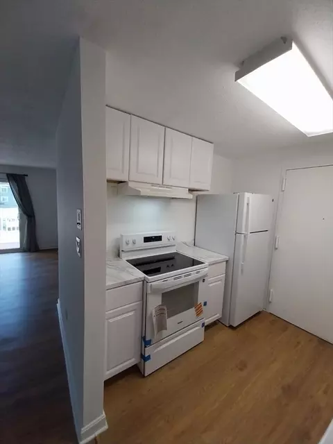 1 Silver Hill Ln #7, Natick, MA 01760