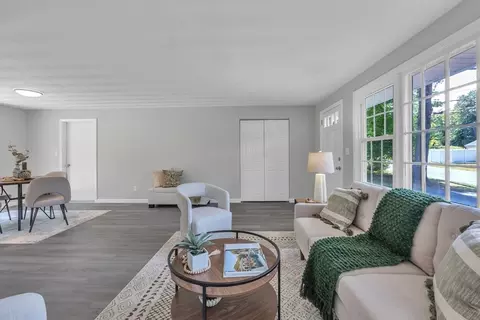 33 Ruthellen Rd, Framingham, MA 01701 photo 3