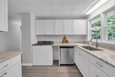 33 Ruthellen Rd, Framingham, MA 01701 photo 13
