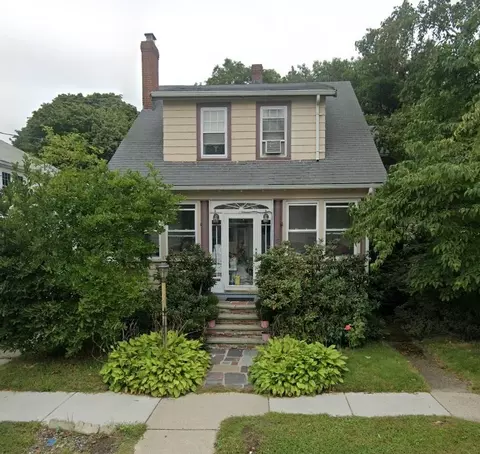 77 Autumn St, Malden, MA 02148