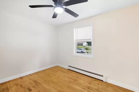 Bedroom - 26 Portulaca Dr, Springfield, MA 01129 photo 6 of 7