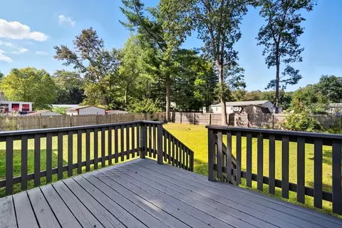 Exterior - 26 Portulaca Dr, Springfield, MA 01129 photo 3 of 5