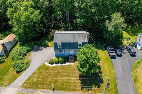 119 Winthrop Ln, Holden, MA 01520