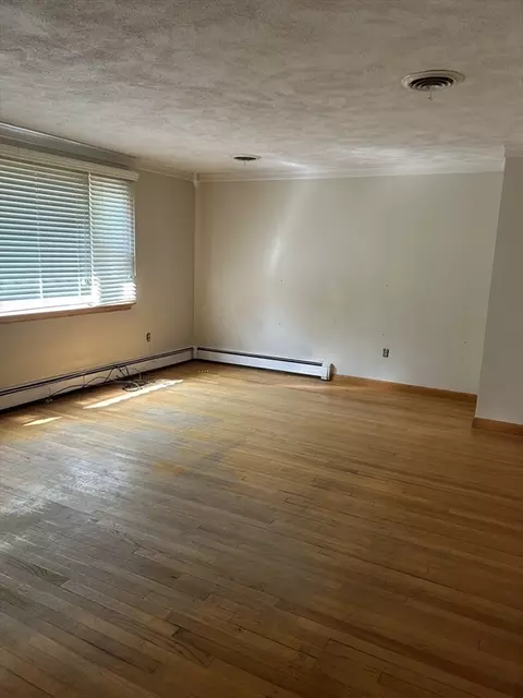95 Main St, Saugus, MA 01906 photo 7