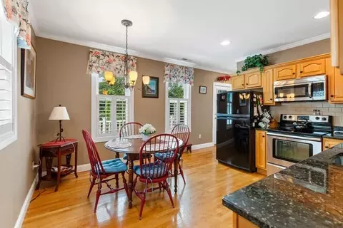 46 Yale Ave, Wakefield, MA 01880 photo 23