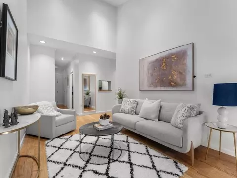 106 13th St #204, Boston, MA 02129