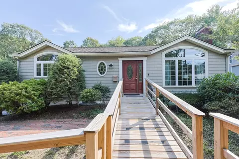 60 Deerfield, Needham, MA 02492
