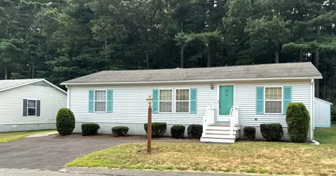 24 High Pond Dr, Bridgewater, MA 02324