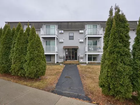 655 Plantation St #17  B, Worcester, MA 01605