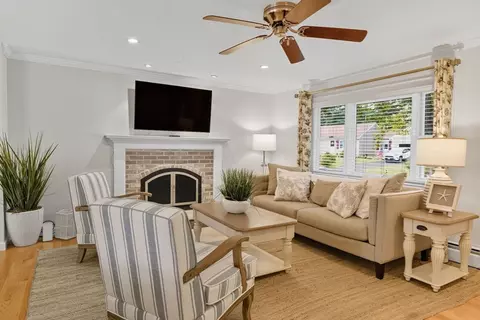 68 Seaboard Ln, Barnstable, MA 02601 photo 7