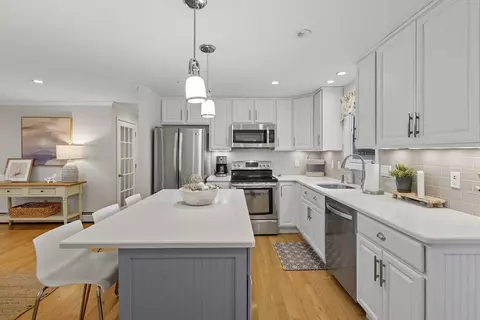 68 Seaboard Ln, Barnstable, MA 02601 photo 11