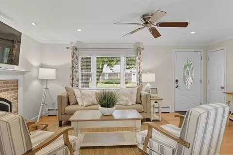68 Seaboard Ln, Barnstable, MA 02601 photo 4