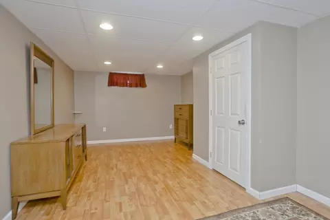 Bedroom - 19 Dennis St, Springfield, MA 01118 photo 6 of 6