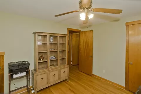 Bedroom - 19 Dennis St, Springfield, MA 01118 photo 5 of 6