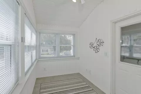 Entry Way - 19 Dennis St, Springfield, MA 01118 photo 2 of 2